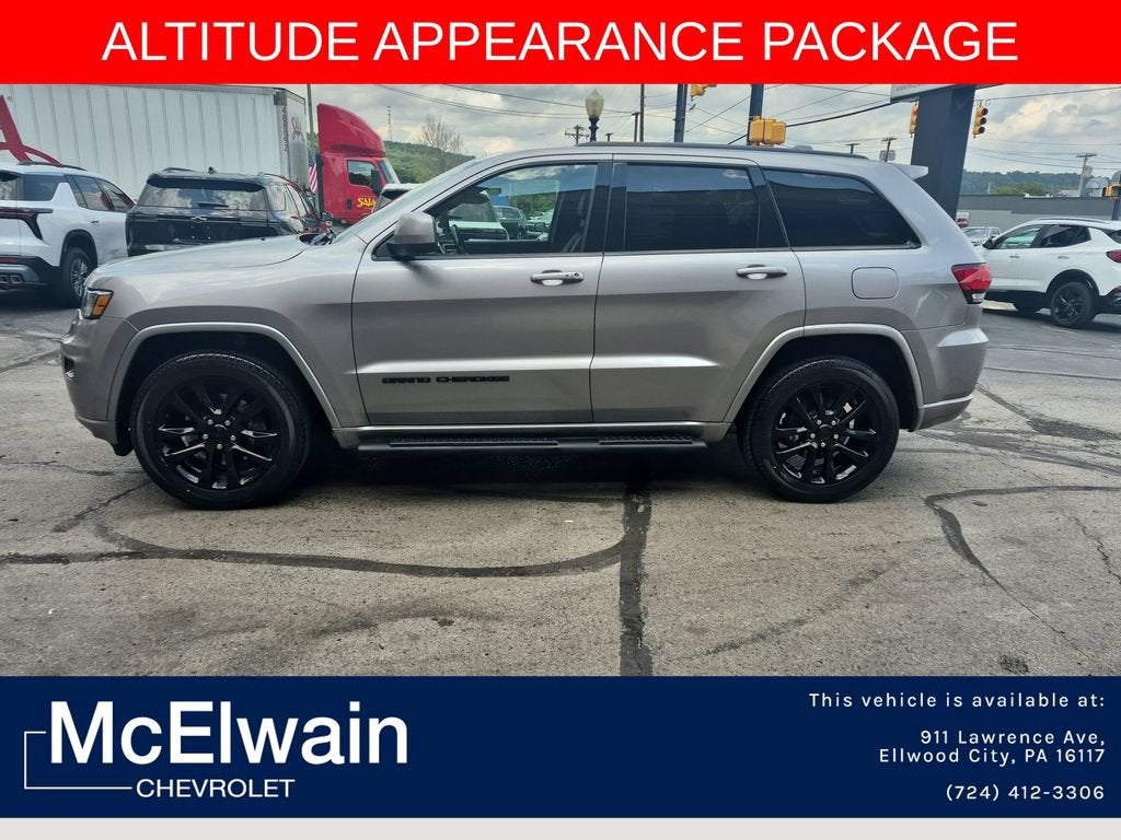 2021 Jeep Grand Cherokee Laredo X 4x4