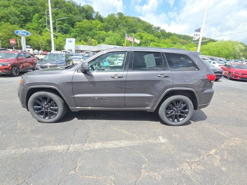 2017 Jeep Grand Cherokee Altitude