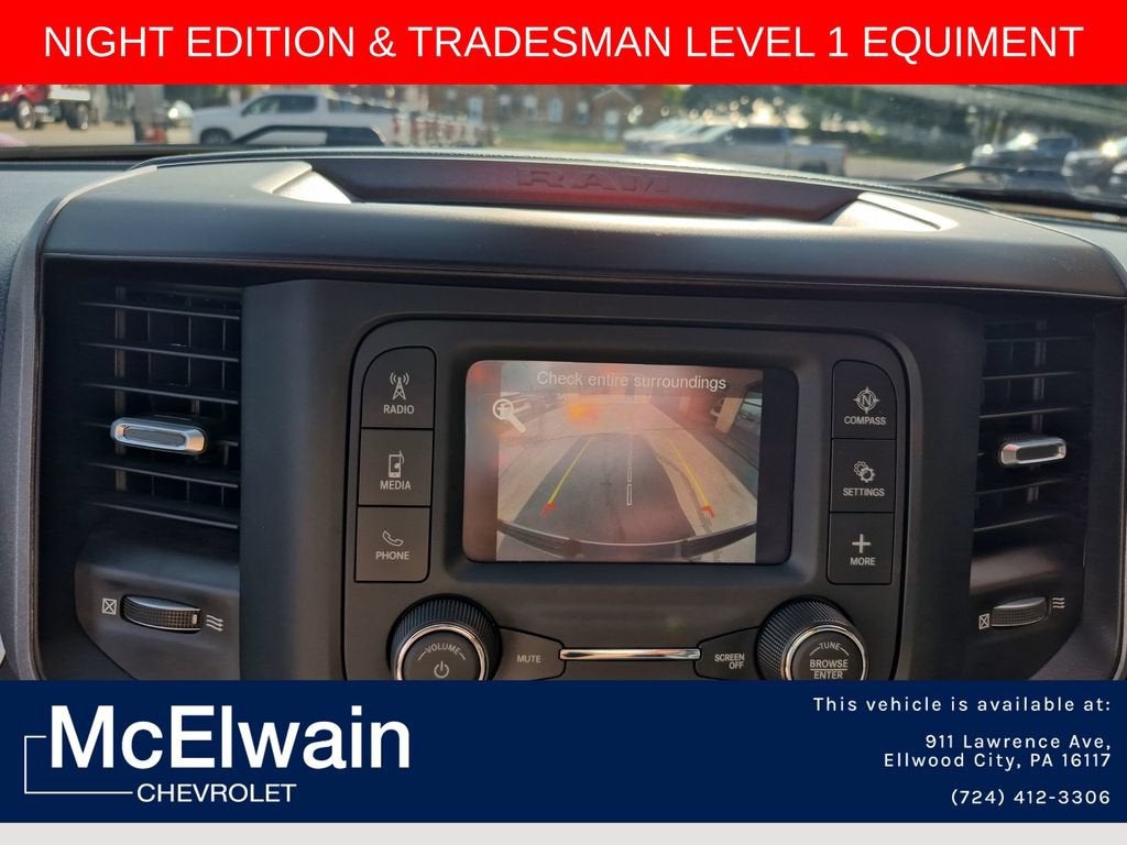 2024 RAM 1500 Tradesman Crew Cab 4x4 5'7" Box