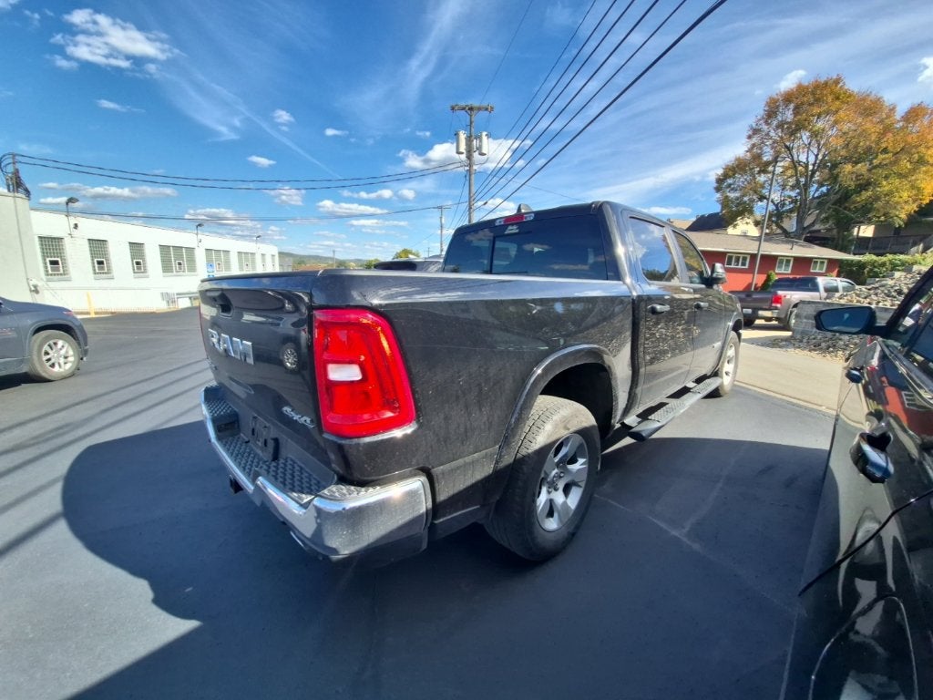 2025 RAM 1500 Big Horn Crew Cab 4x4 5'7" Box