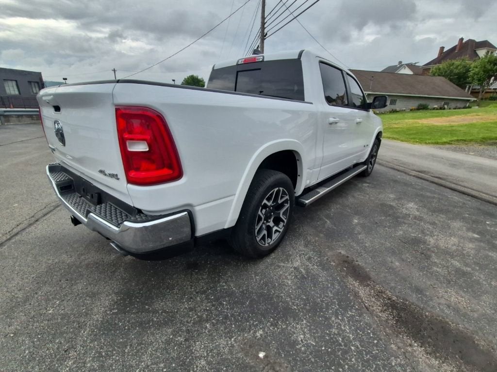 2025 RAM 1500 Laramie Crew Cab 4x4 5'7" Box
