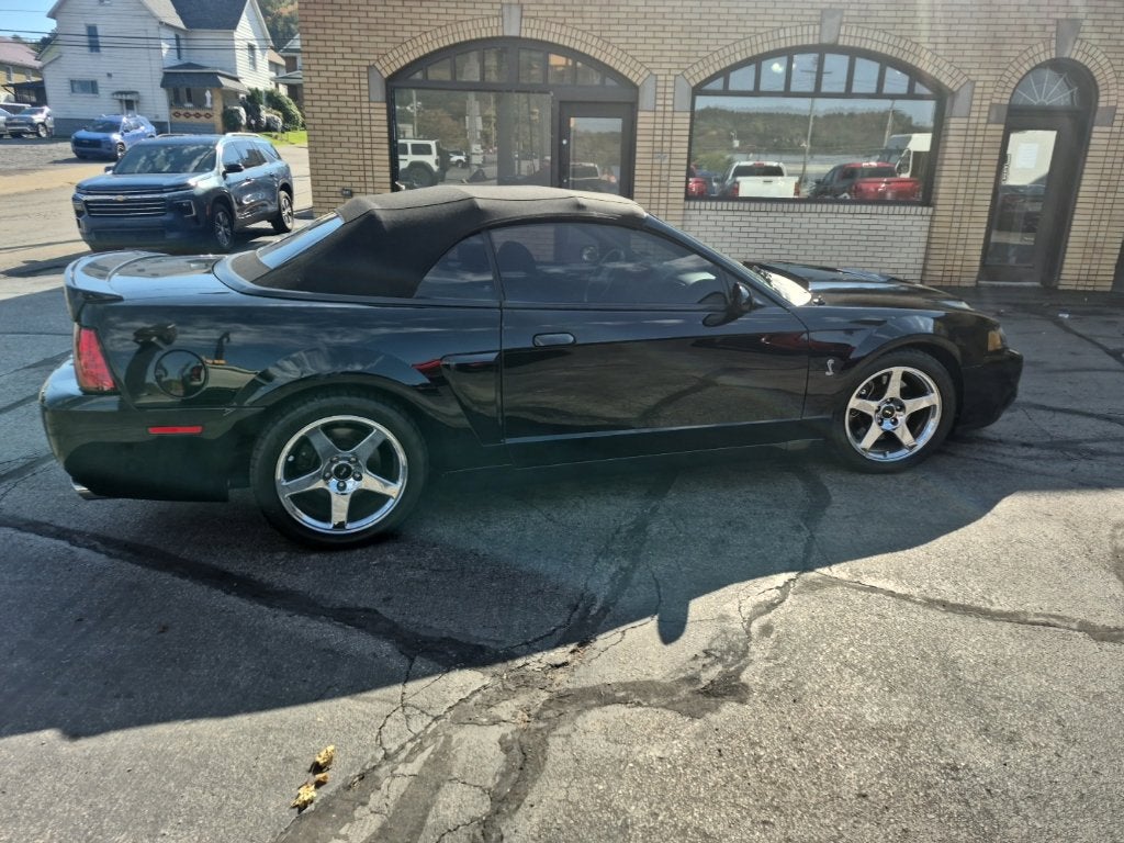 2003 Ford Mustang SVT Cobra