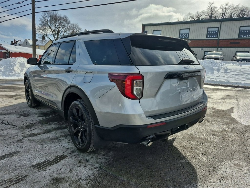 2024 Ford Explorer ST-Line
