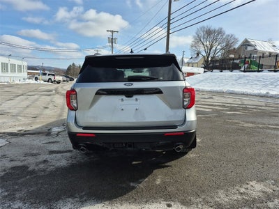 2024 Ford Explorer ST-Line