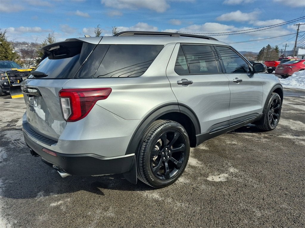 2024 Ford Explorer ST-Line