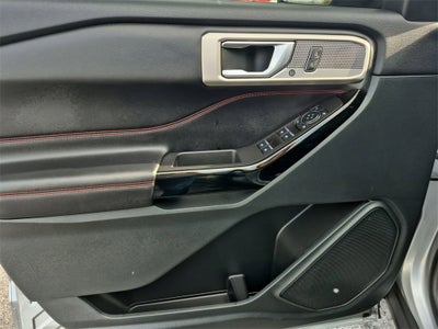 2024 Ford Explorer ST-Line