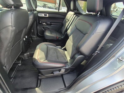 2024 Ford Explorer ST-Line