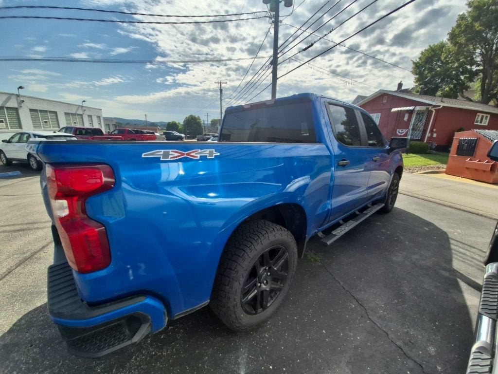 2022 Chevrolet Silverado 1500 Custom