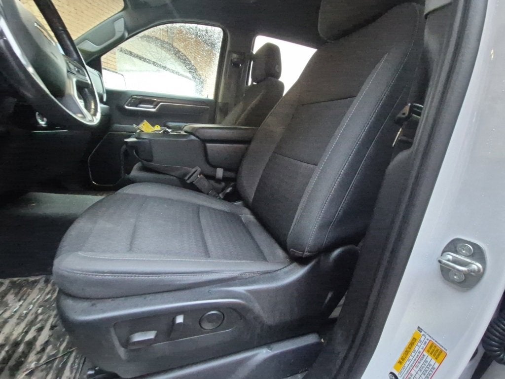 2022 Chevrolet Silverado 1500 LT (2FL)