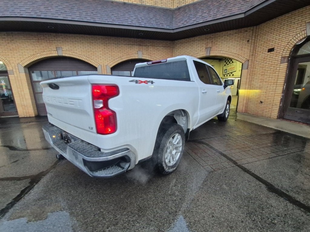 2022 Chevrolet Silverado 1500 LT (2FL)