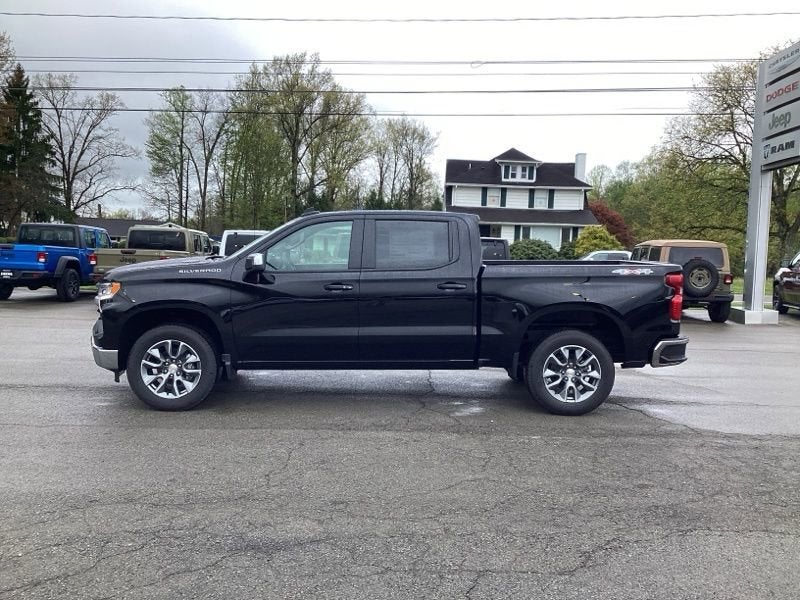 2026 Chevrolet Silverado 1500 LT (2FL)