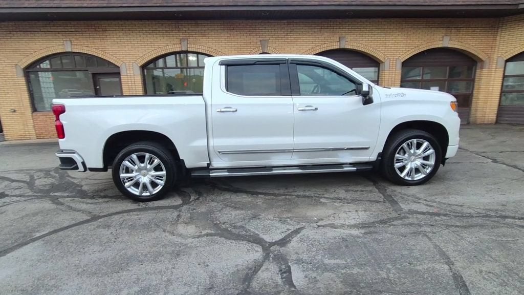 2022 Chevrolet Silverado 1500 High Country