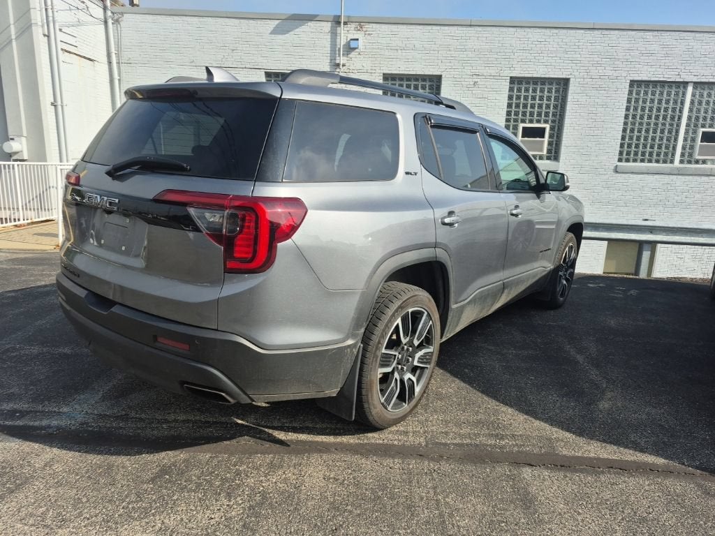 2021 GMC Acadia SLT