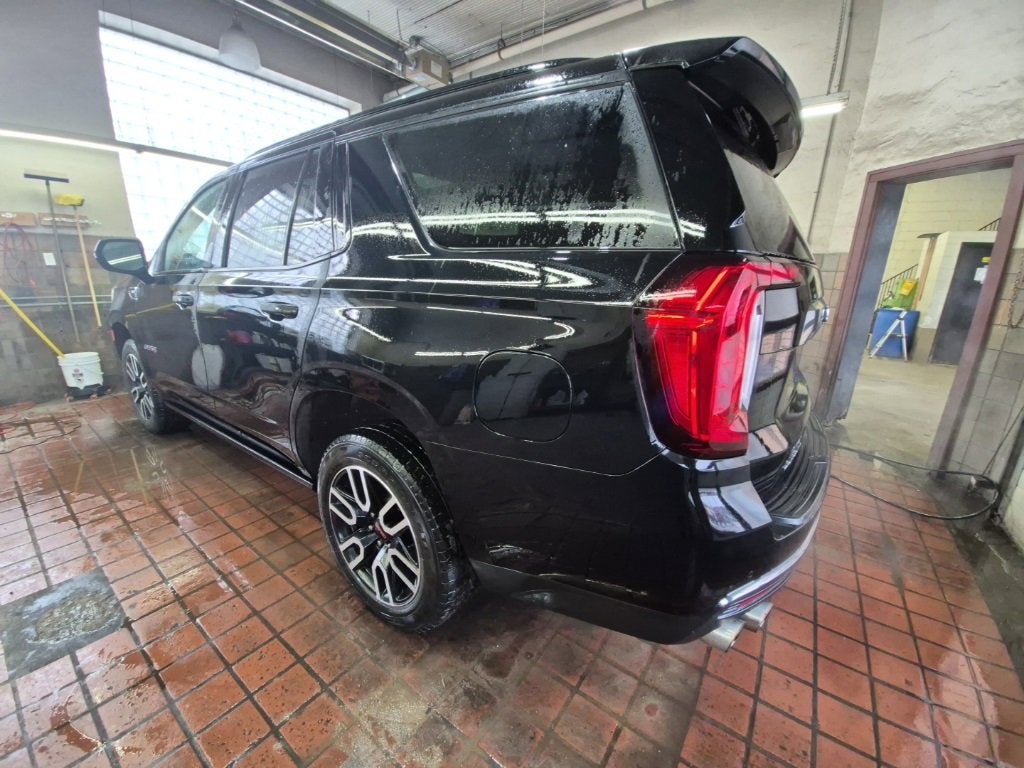 2022 GMC Yukon AT4