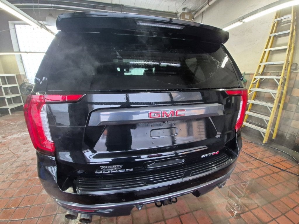 2022 GMC Yukon AT4