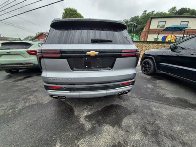 2024 Chevrolet Traverse LT