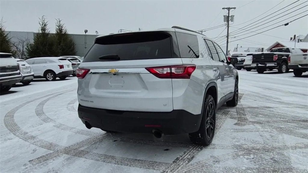 2020 Chevrolet Traverse LT Cloth