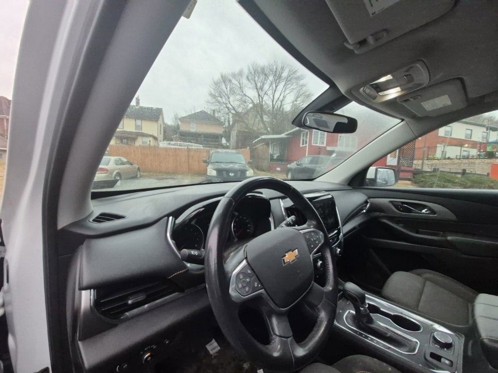 2021 Chevrolet Traverse LT Cloth