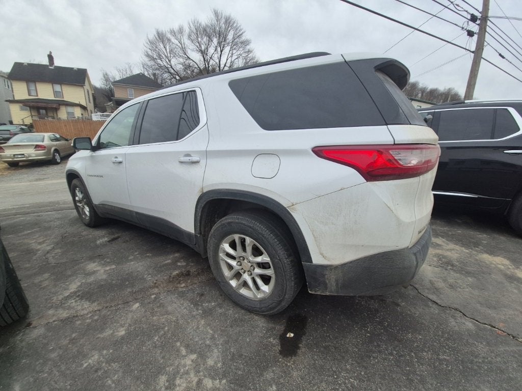 2021 Chevrolet Traverse LT Cloth