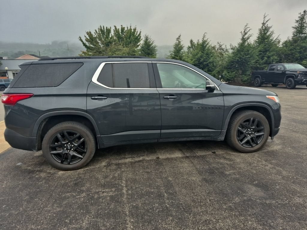 2020 Chevrolet Traverse LT Leather