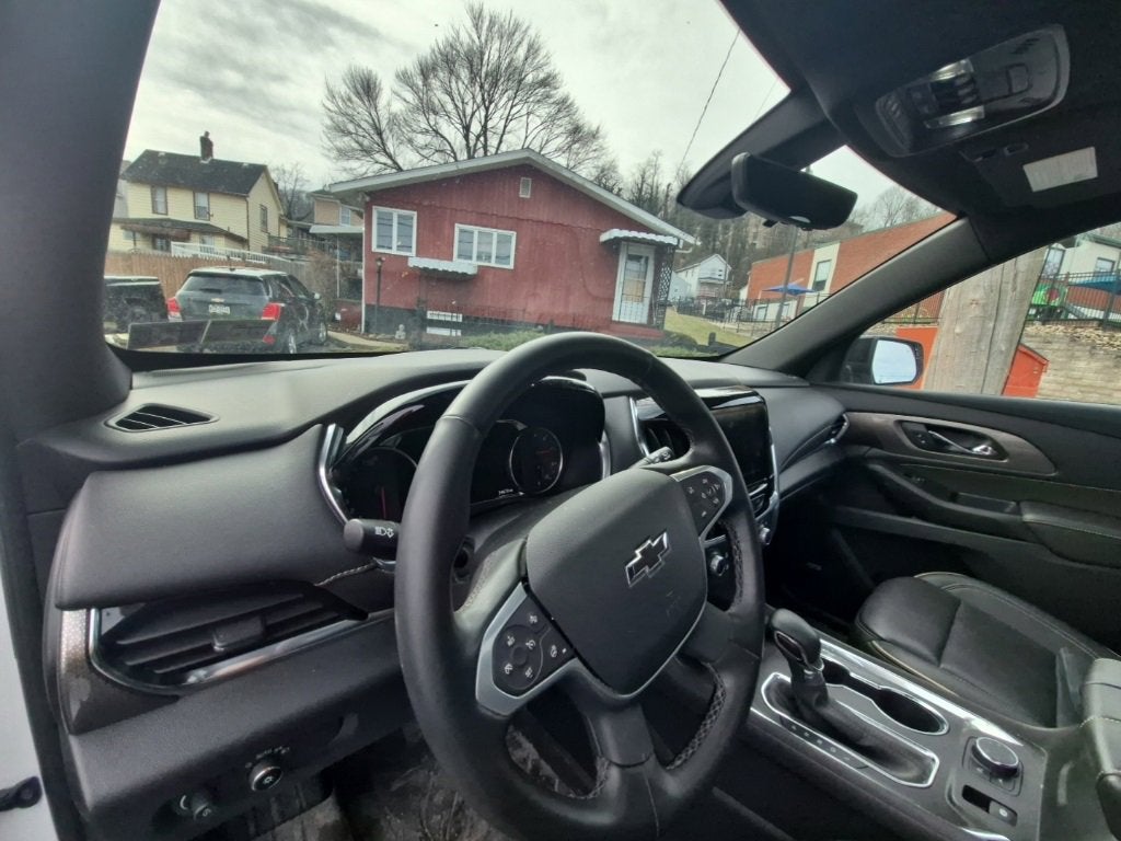 2023 Chevrolet Traverse Premier