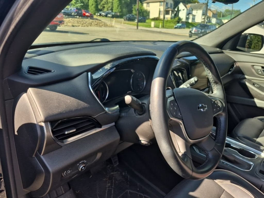 2023 Chevrolet Traverse Premier