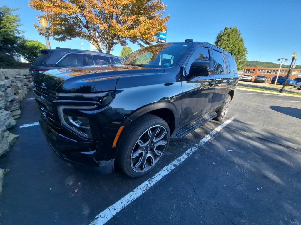 2025 Chevrolet Tahoe RST