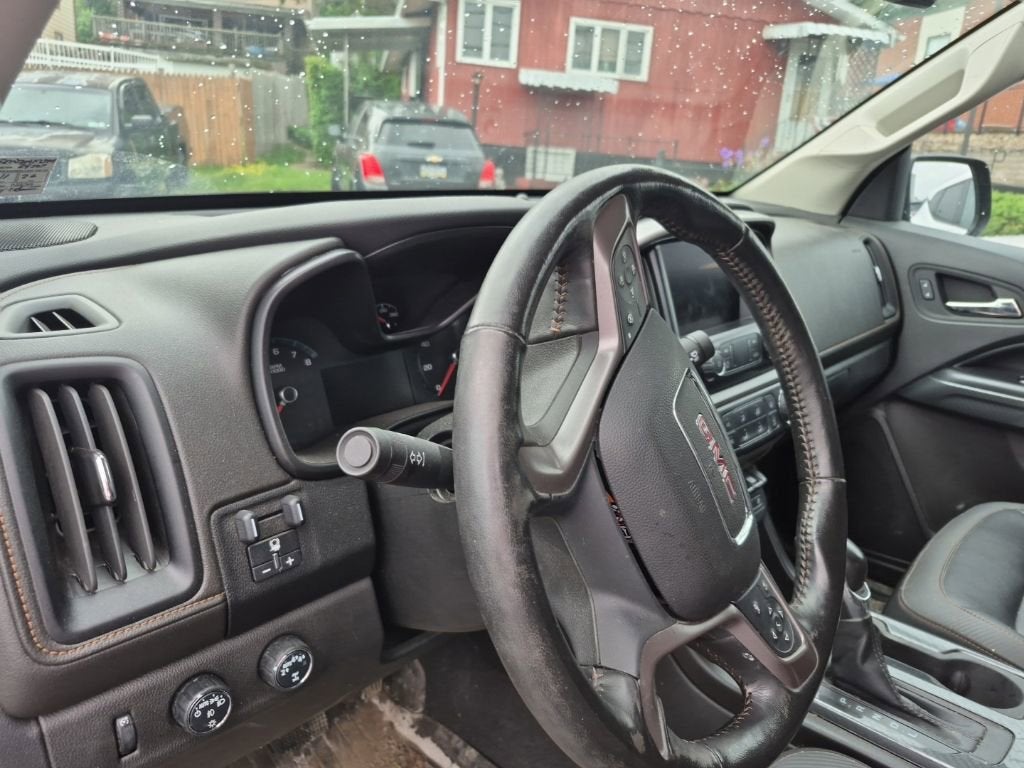 2022 GMC Canyon AT4 - Leather