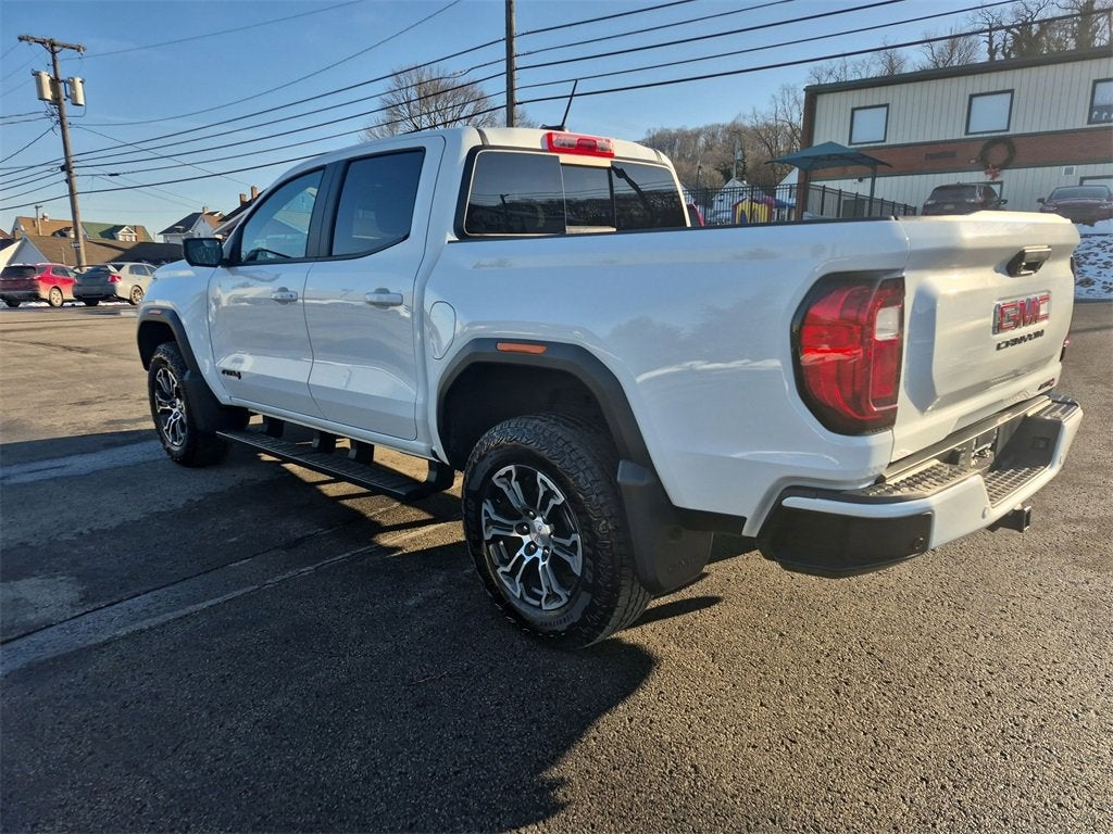 2025 GMC Canyon AT4