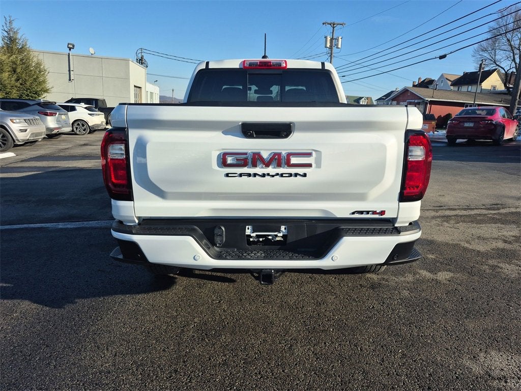 2025 GMC Canyon AT4