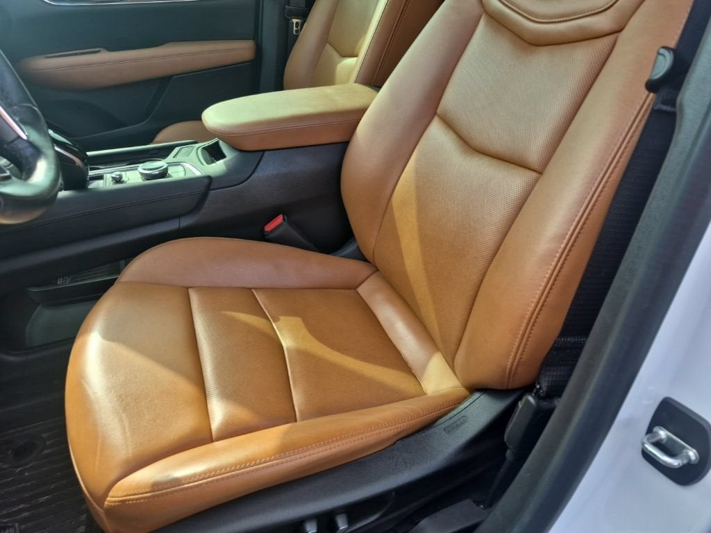 2022 Cadillac XT5 AWD Premium Luxury