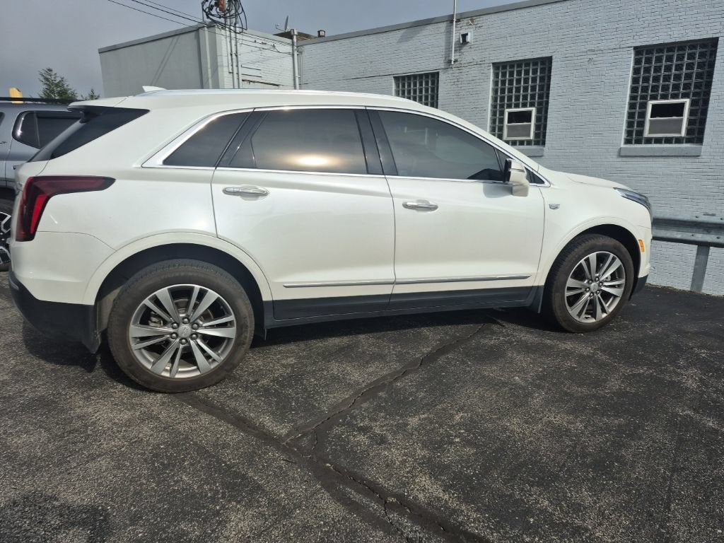 2022 Cadillac XT5 AWD Premium Luxury