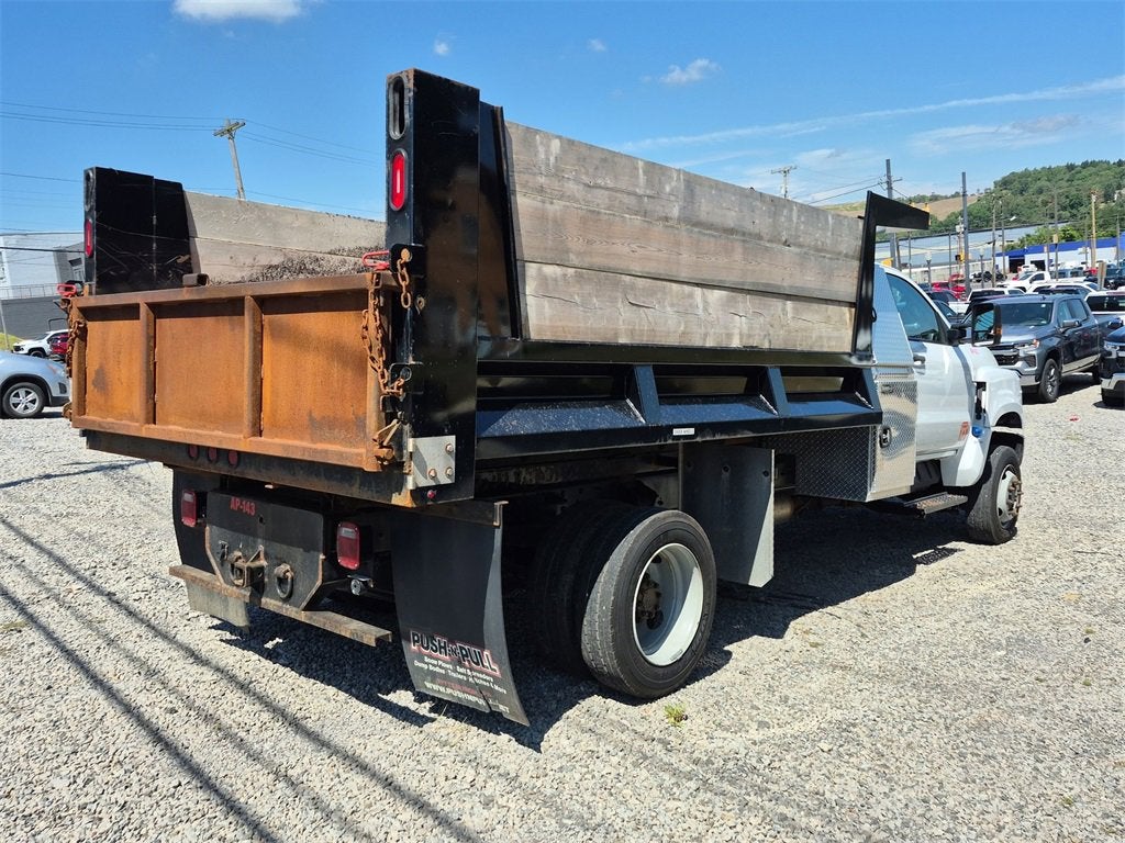 2022 Chevrolet Silverado 6500 HD LT