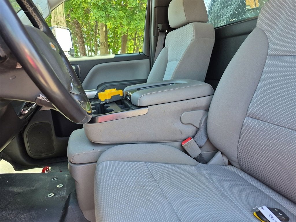 2022 Chevrolet Silverado 6500 HD LT