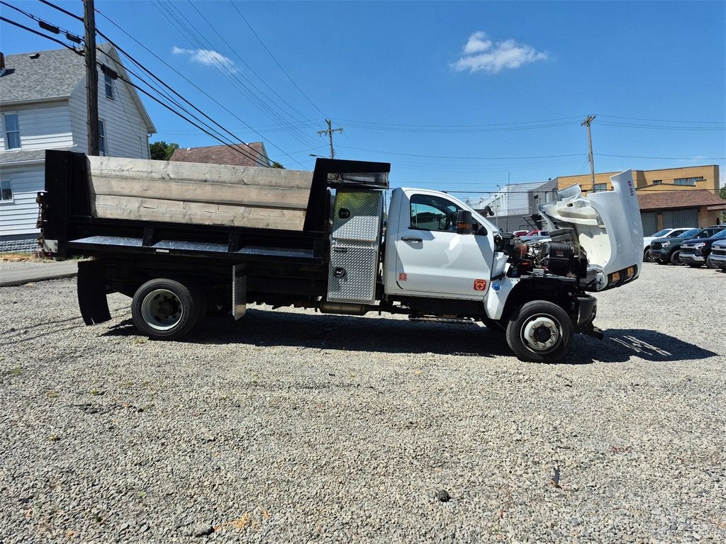 2022 Chevrolet Silverado 6500 HD LT