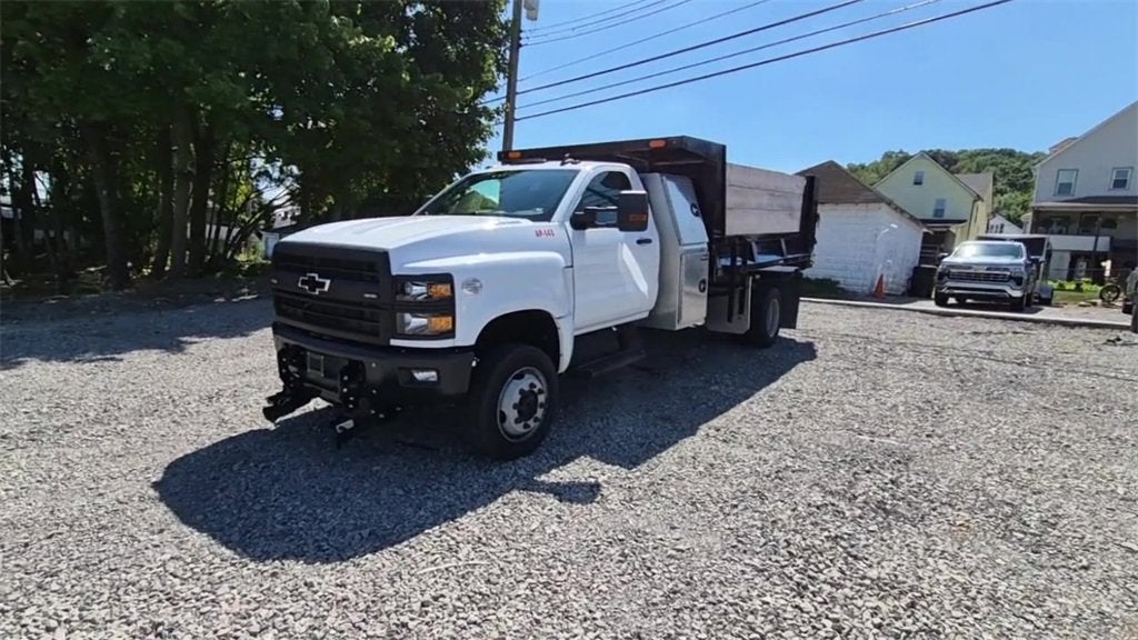 2022 Chevrolet Silverado 6500 HD LT