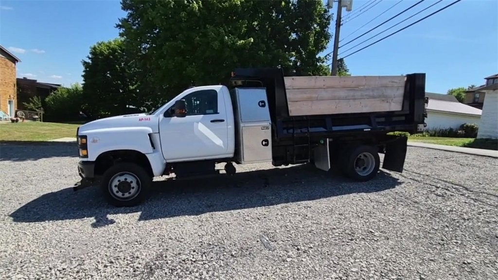 2022 Chevrolet Silverado 6500 HD LT