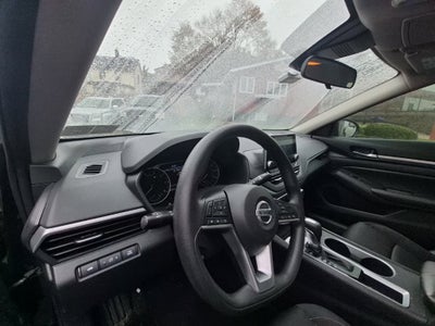 2022 Nissan Altima SV FWD