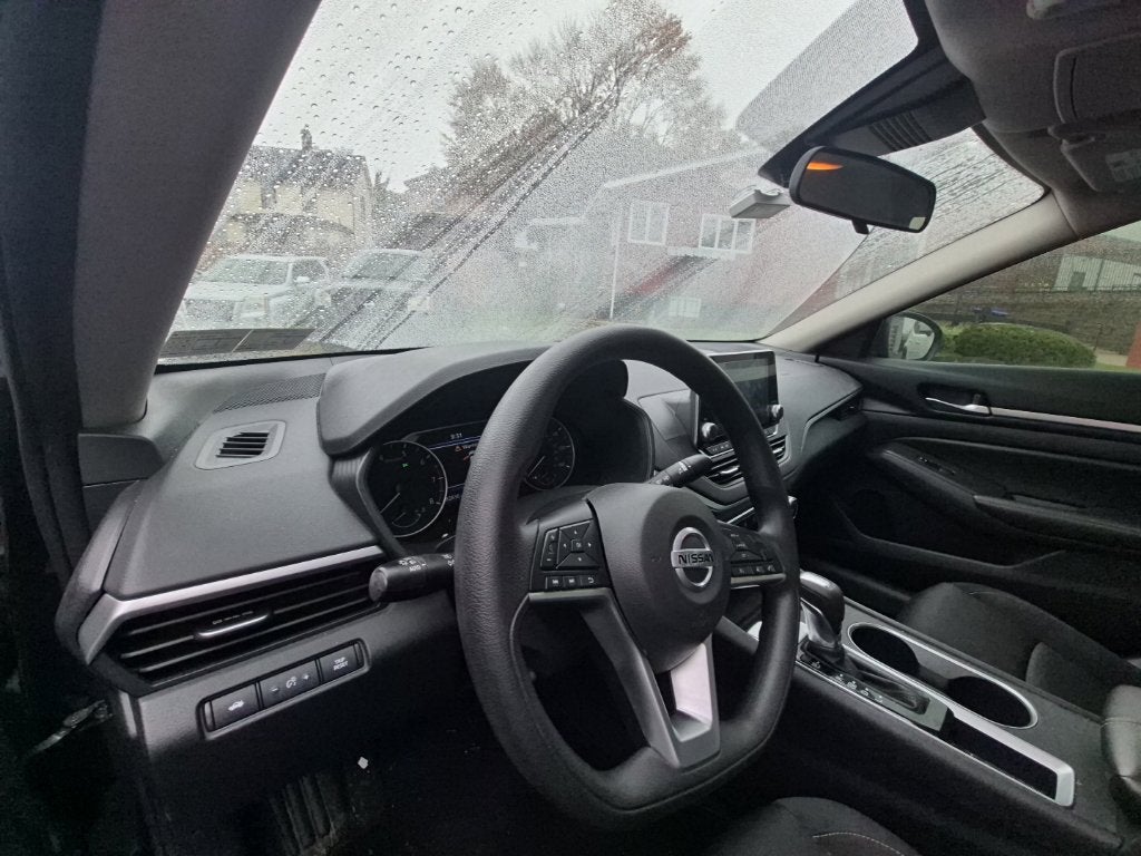 2022 Nissan Altima SV FWD