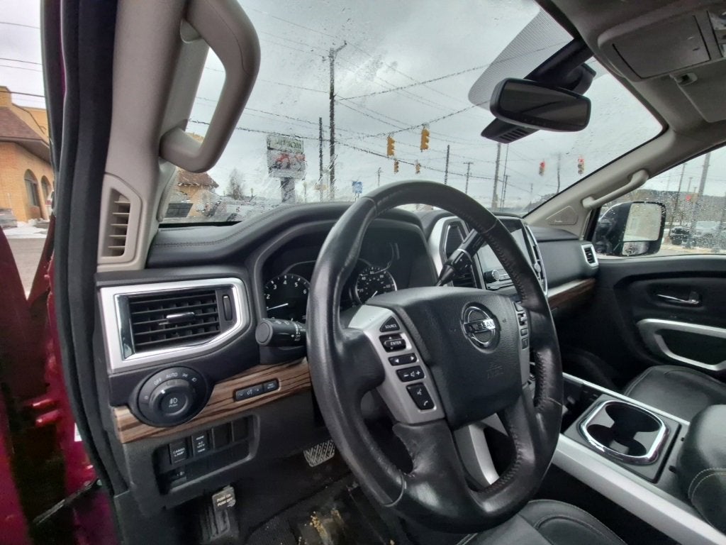 2021 Nissan Titan SL