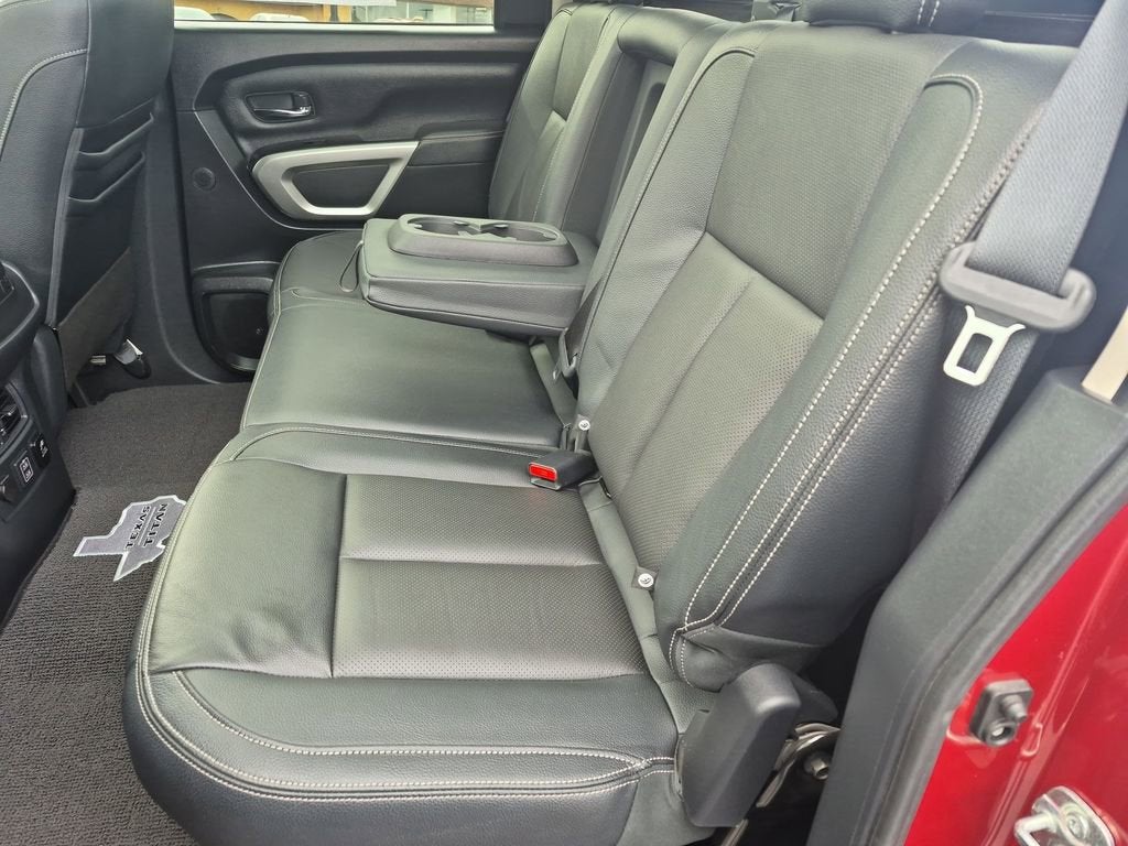 2021 Nissan Titan SL