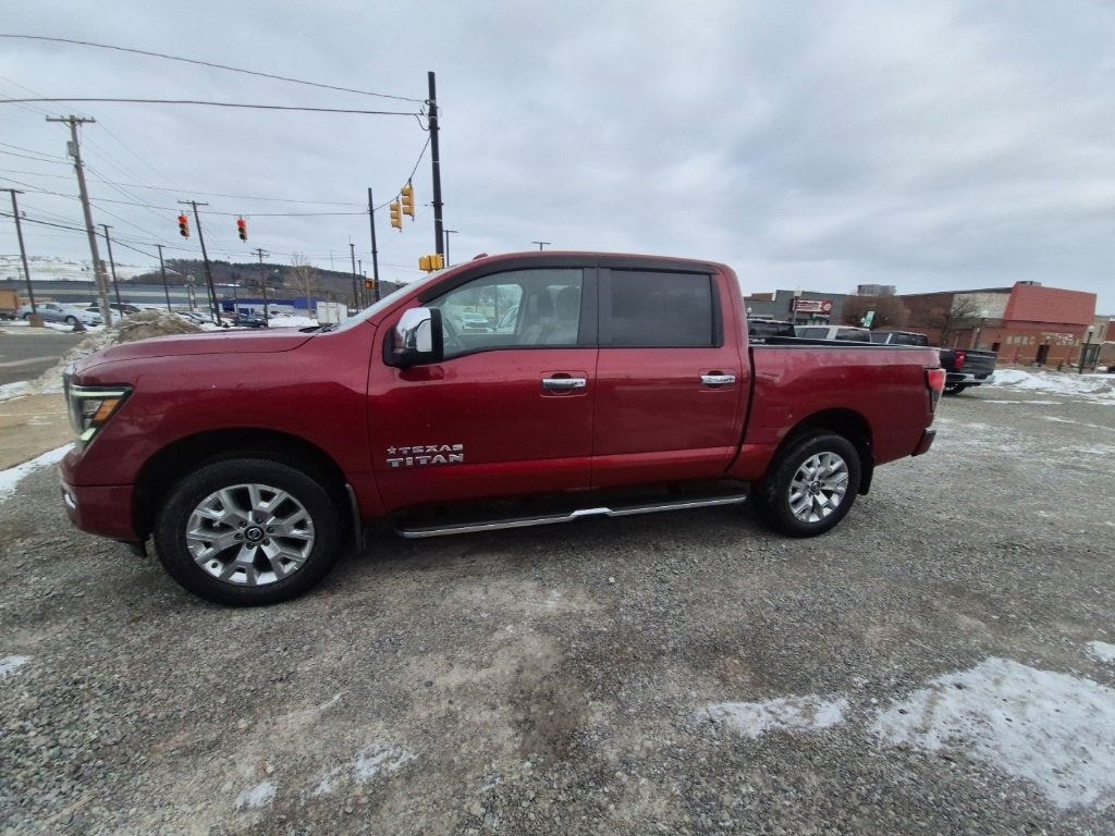 2021 Nissan Titan SL