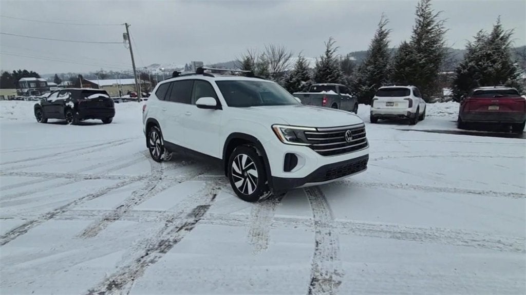 2024 Volkswagen Atlas 2.0T SE w/Technology