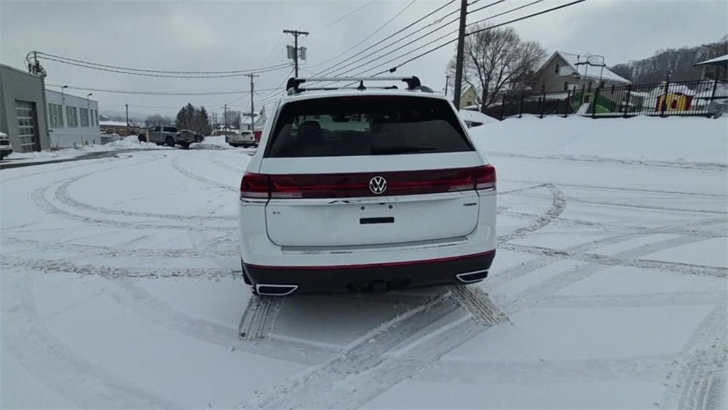 2024 Volkswagen Atlas 2.0T SE w/Technology