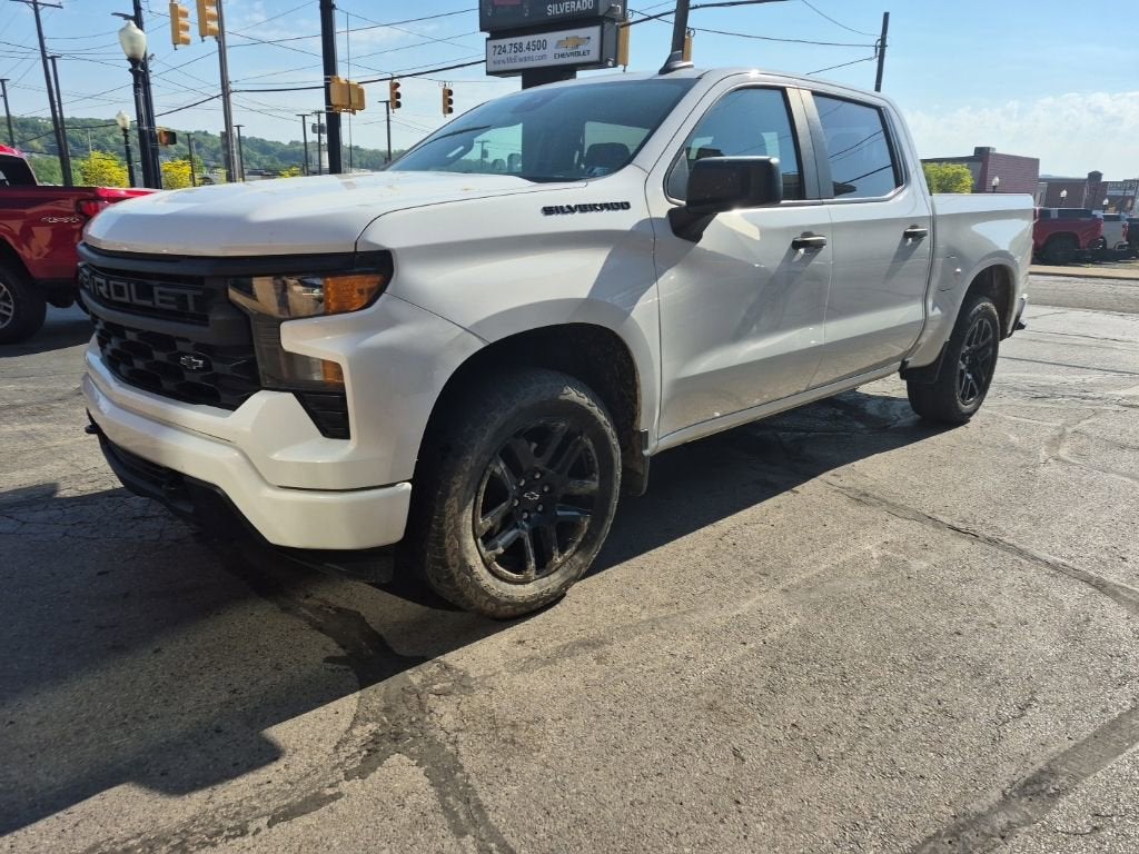 2023 Chevrolet Silverado 1500 Custom