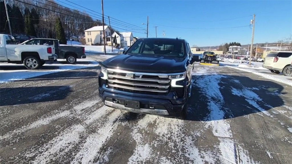 2022 Chevrolet Silverado 1500 High Country
