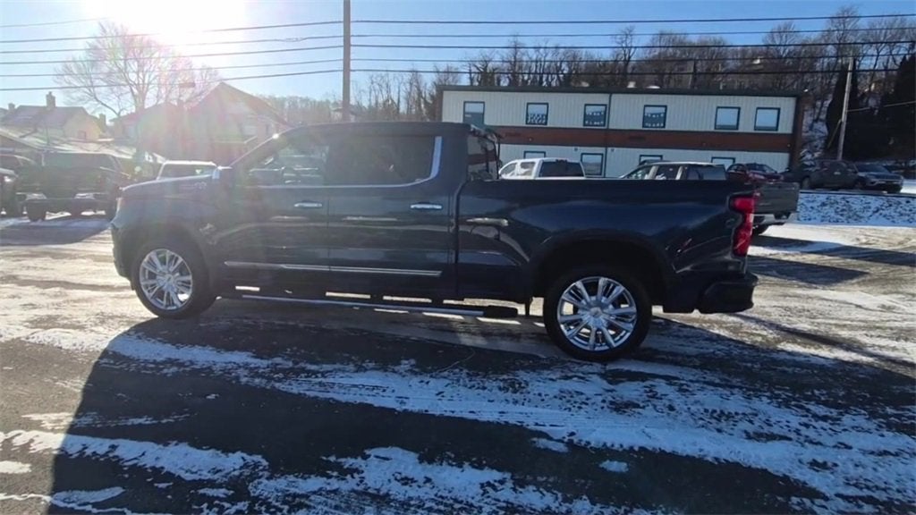 2022 Chevrolet Silverado 1500 High Country