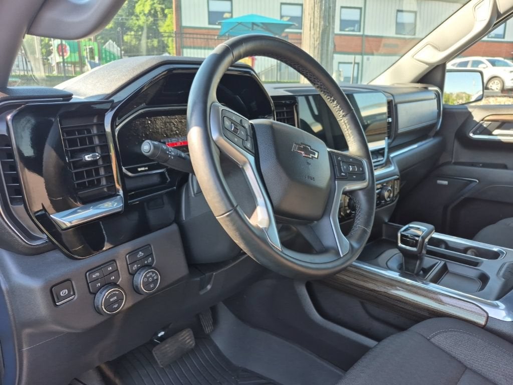 2025 Chevrolet Silverado 1500 LT Trail Boss