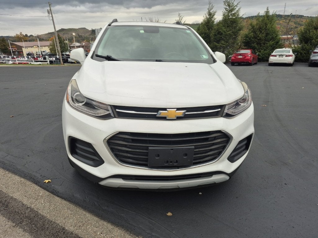 Used 2018 Chevrolet Trax LT with VIN 3GNCJLSB4JL417384 for sale in Ellwood City, PA