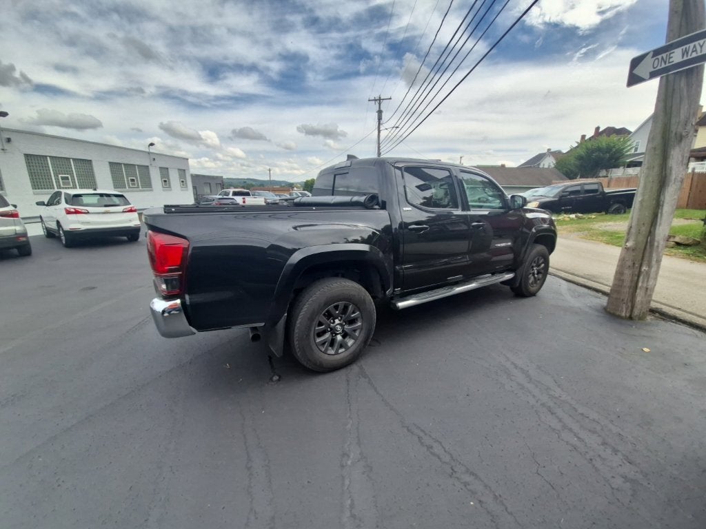 2022 Toyota Tacoma SR5 V6